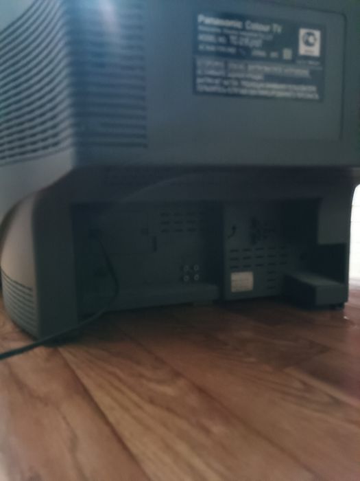 Телевизор Panasonic диагональ 52см бу рабочий