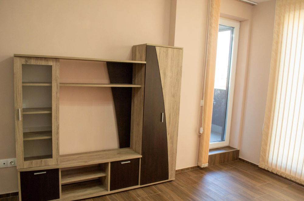 Двустаен, ж.к. Връбница 1