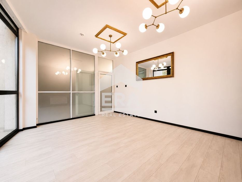 Дава се под наем Офис в София, Лозенец - 70 кв.м за 969 € - Снимка #1