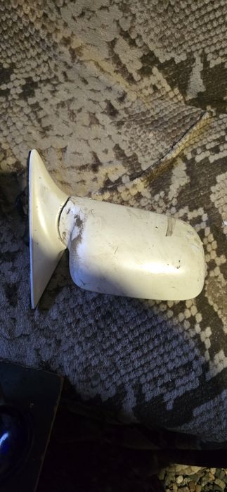 Зеркала на камри 10 и Карине е