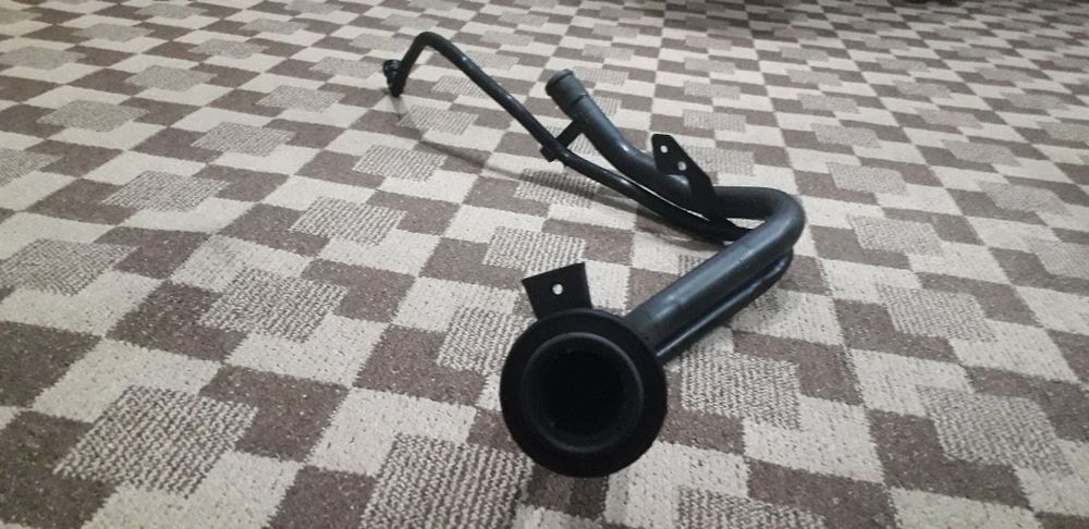 Горловина бензобака кобальт б/у