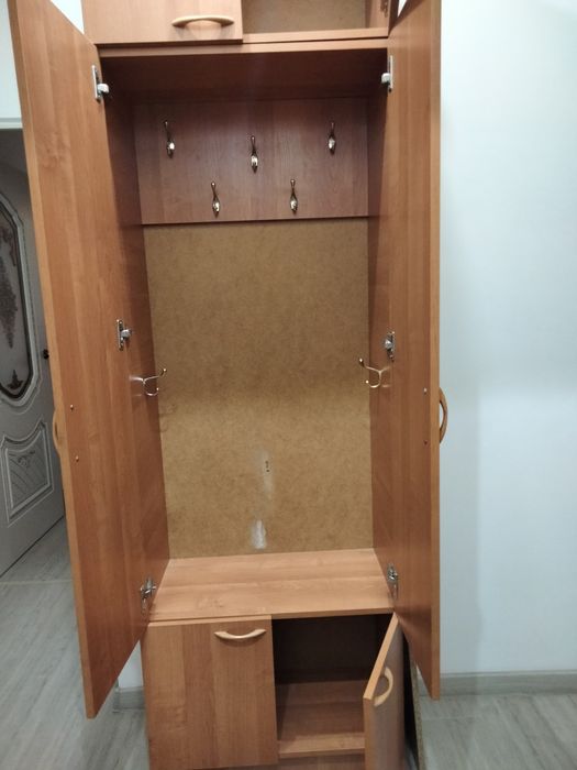 Прихожая шкаф...