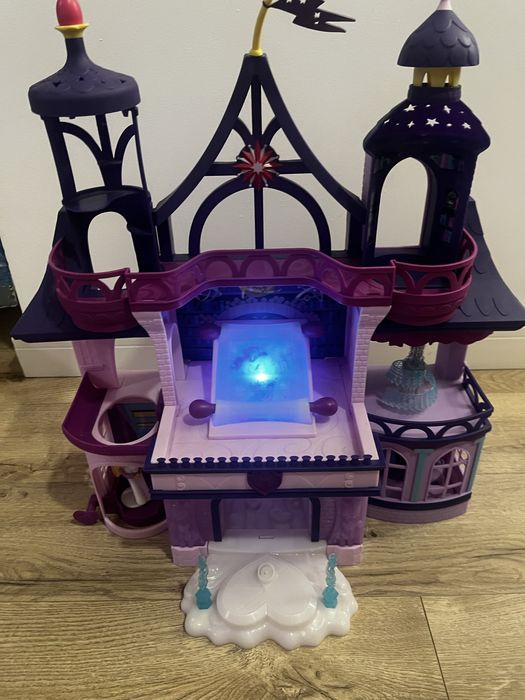 Castelul Unicornilor