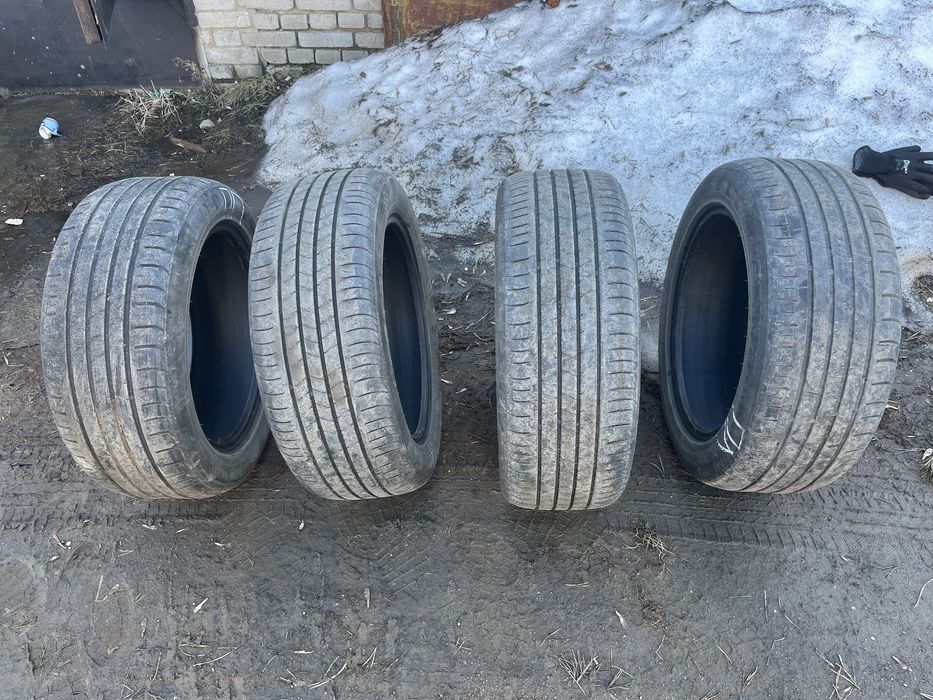 Продам шины KUMHO 215/55/17