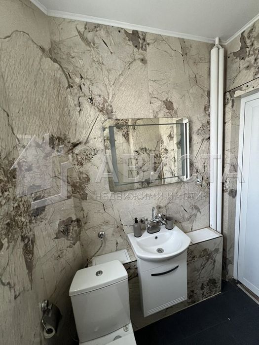 Дава се под наем Тристаен апартамент в София, Център - 75 кв.м за 917.49 € - Снимка #5