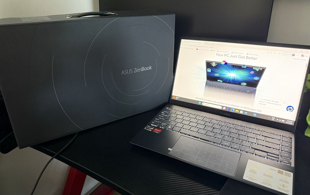 ASUS Zenbook UM425Q