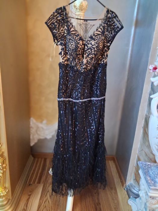 Rochie eleganta stil