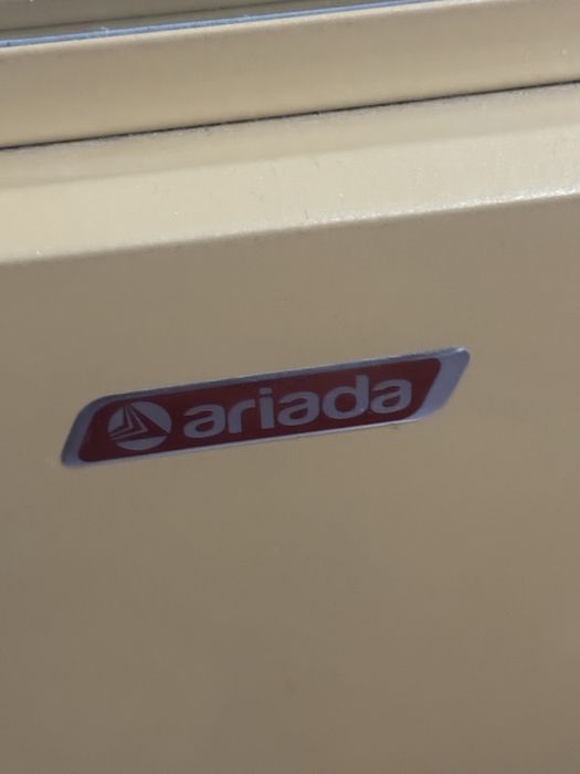 Ariada холодилник