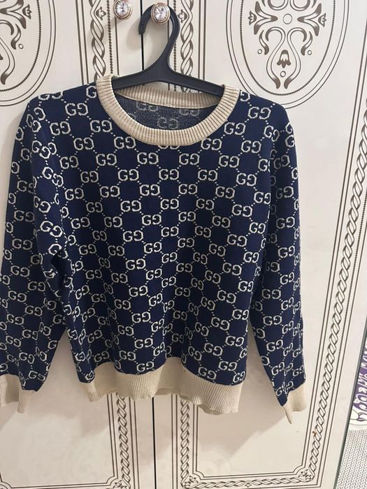 Кофталар сатылады