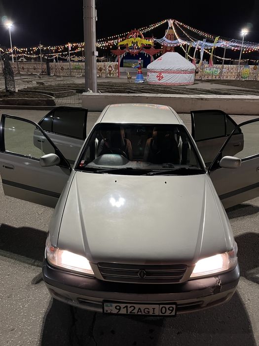 Продаю машину тайота карона