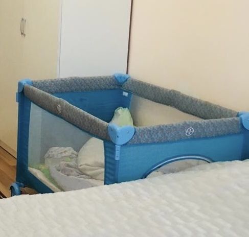 Детская кровать манеж