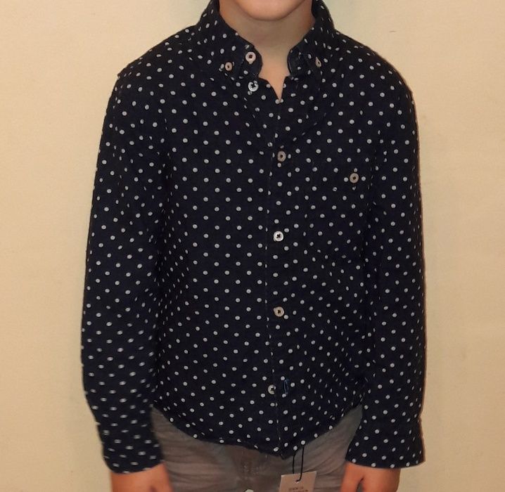 Намалена! Риза H&M, р-р 5-6г.