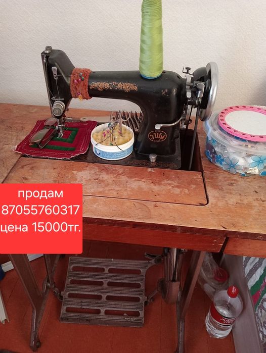 Продам швейную машину