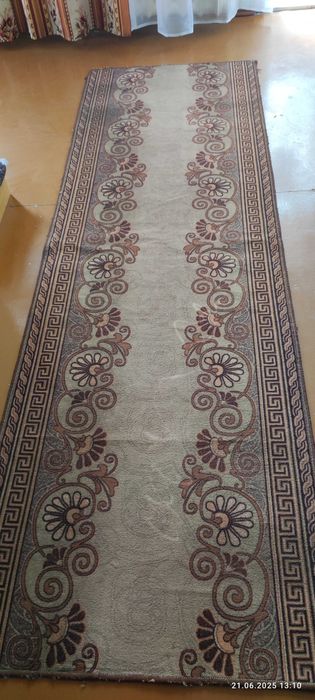 Ковер в отличном состояни .