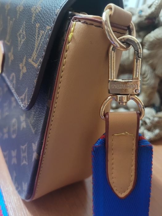 Дамски    чанти..