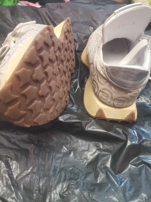 Сникърси Бианки като нови  38 номер