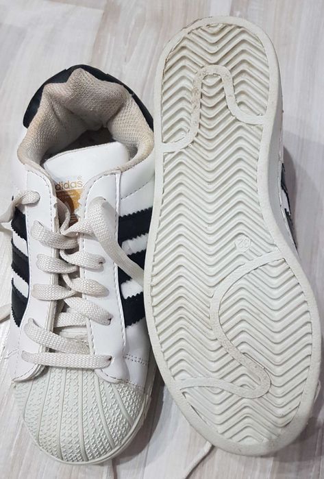 Детски маратонки адидас суперстар