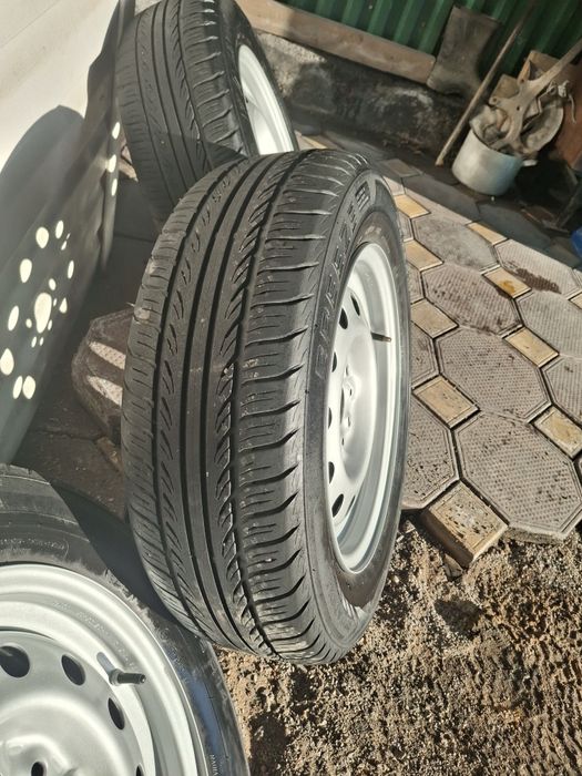 Комплект дисков с резиной лето