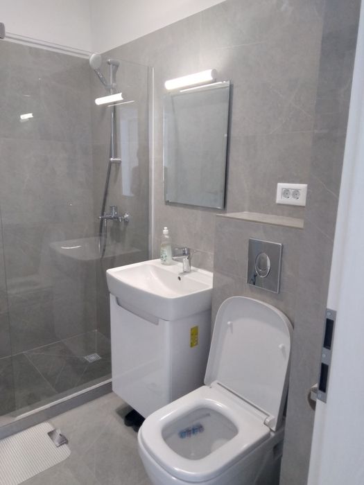 garsoniera de inchiriat  Bucuresti  MIlitari B-dul Iuliu Maniu  fără loc de parcare 390 euro,