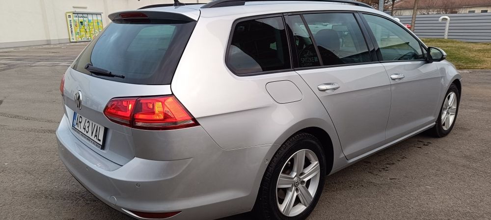 Vând VW Golf 7 2014 înmatriculat cu fiscal 1.6 Tdi Stare foarte buna .