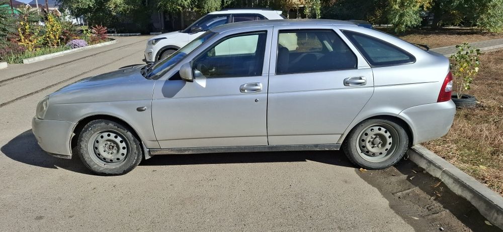 Продам приора 2010год