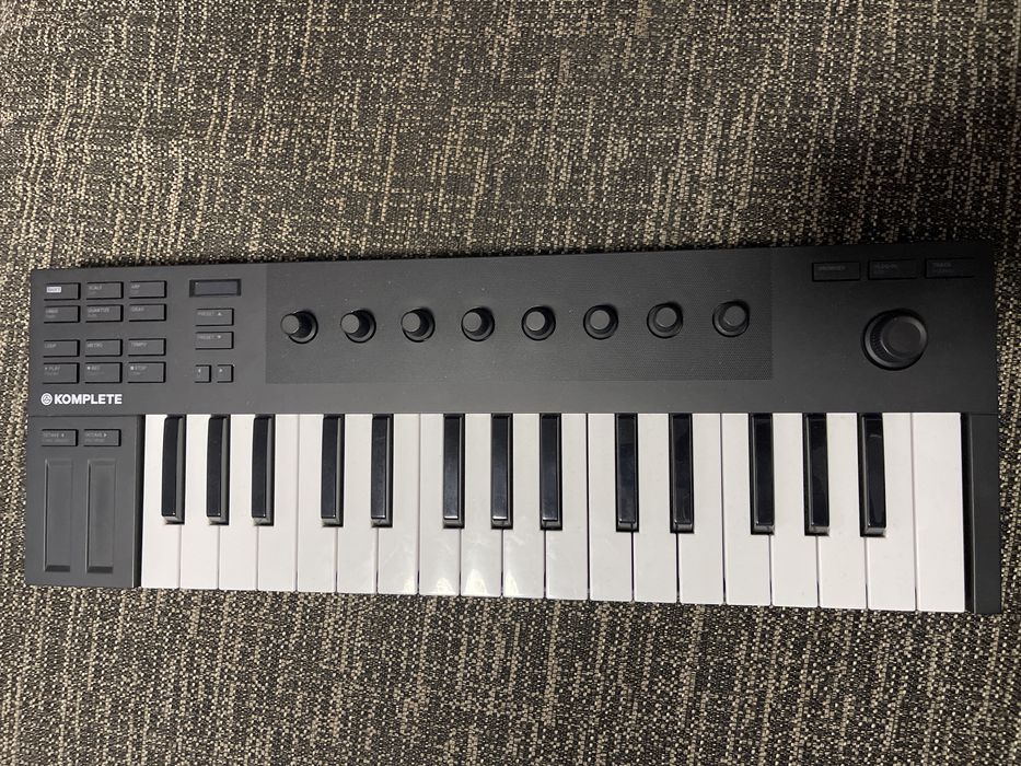 Native Komplete midi клавиатура