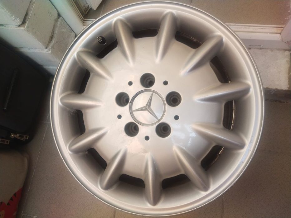 Продам титановый диска размер R16