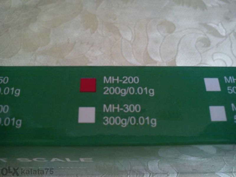 Джобна бижутерска везна до 500 g, точност 0,01 g