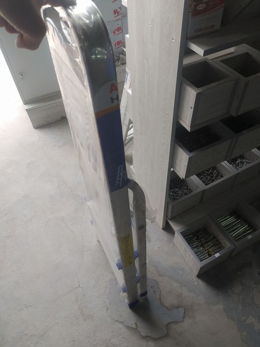 Стремянка алюминиевая