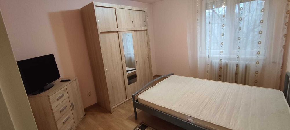 Proprietar, inchiriez apartament 2 camere, zona Rogerius