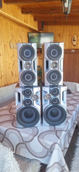 Hanseatic  свири много добре