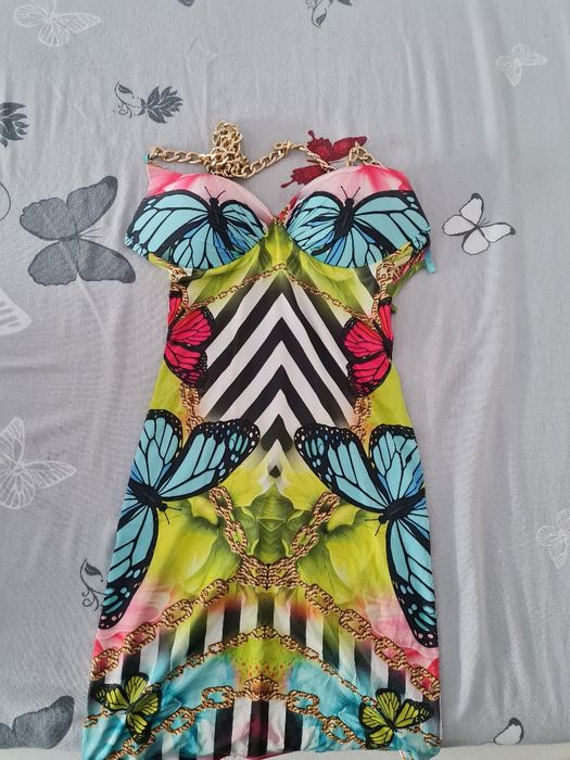 Haine dama, preț negociabil