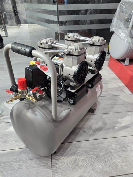 Компрессор. Воздушный компрессор. Безмасляный компрессор.