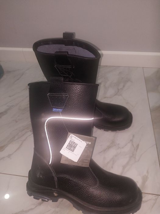 Рабочие ботинки ,сапоги