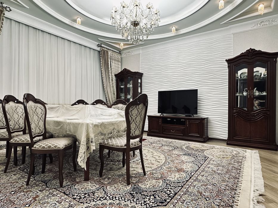 Diqqat Antiqa uy markazda Elita mahallada sotiladi!