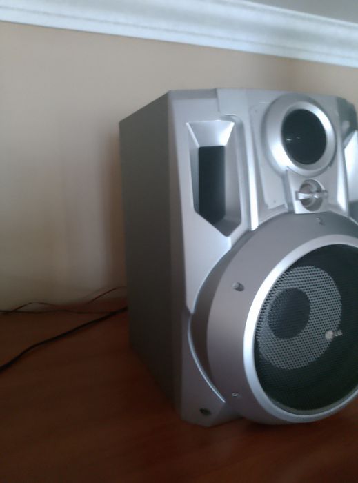 Продам музыкальный центр