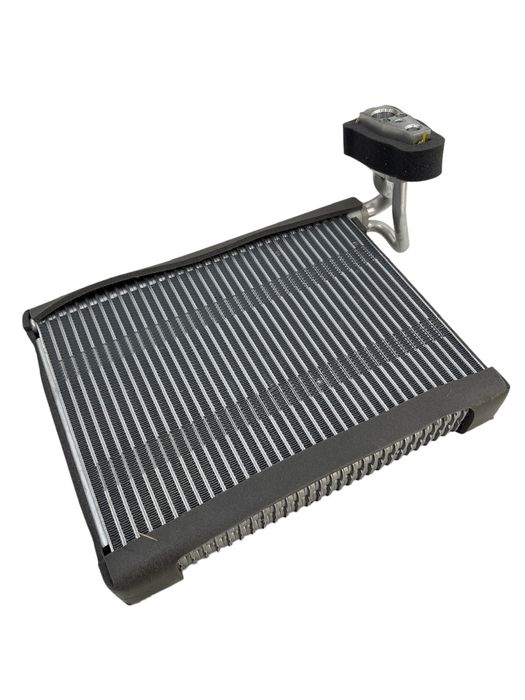 Радиатор отопителя для Isuzu D-max