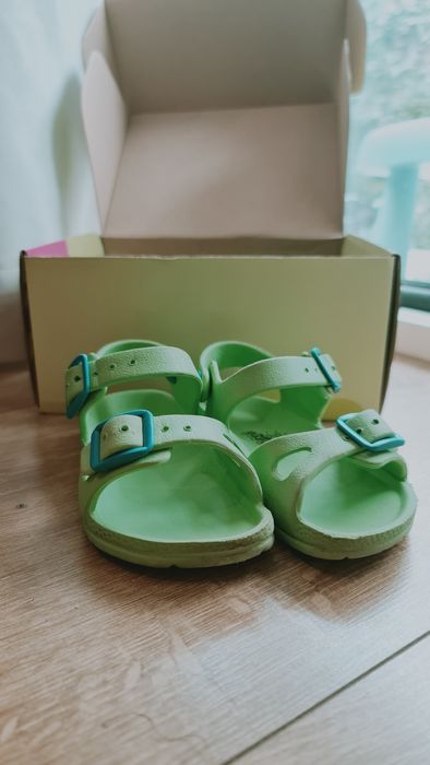 Sandalute de vara, cauciuc pentru COPII,  GARVALIN marimea 22, VERDE