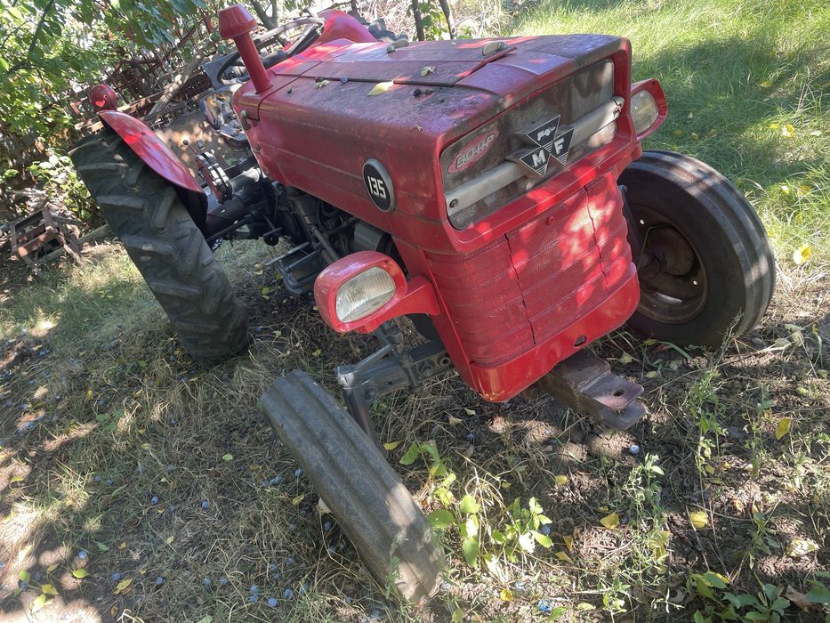 Vand tractor Massey ferguson 135