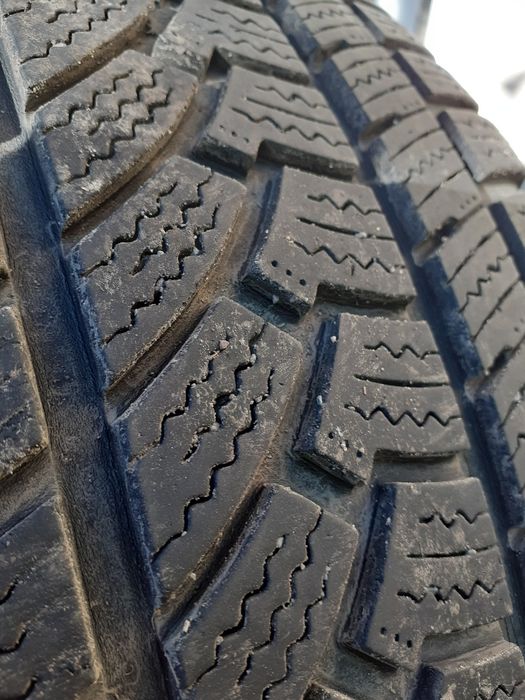 215 55 R17 anvelope de iarna import Germania