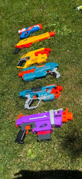 Nerf пушки и пистолети