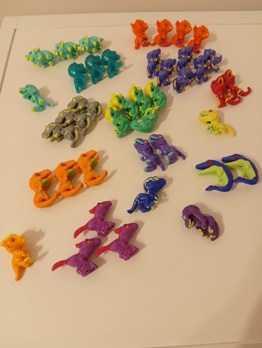 Фигурки от колекции Kinder Joy