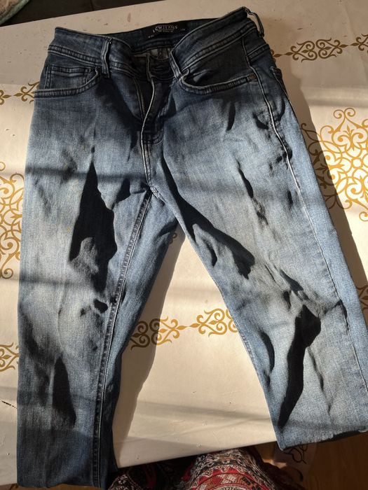 Продаются джинсы