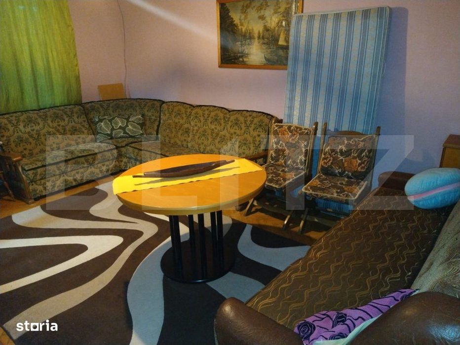 Casa individuala de inchiriat, cu 5 camere, 250 mp, zona Cetate