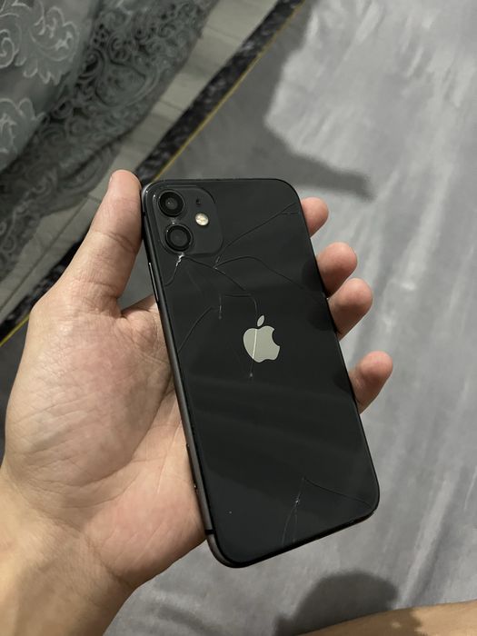 Обмен айфон 11 64гб 100%