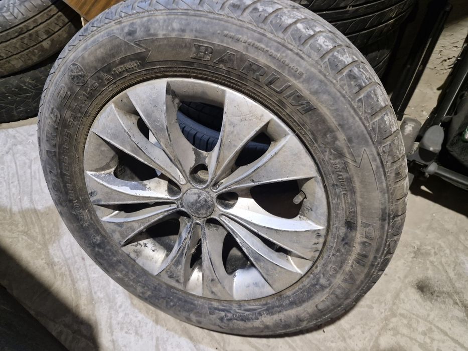 Продам колесо на запаску 205/65 R15
