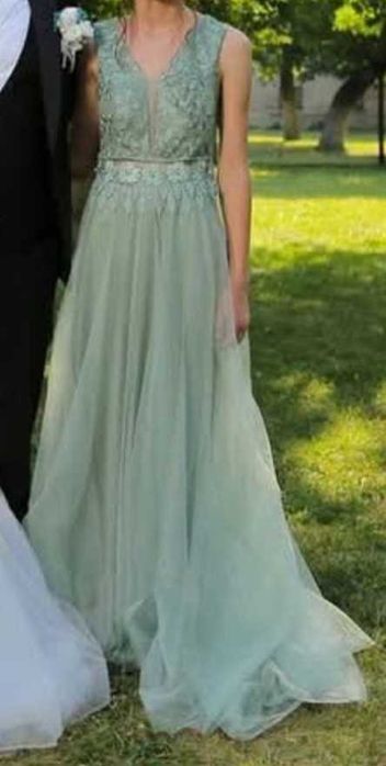 Дантелена дамска рокля, светло зелена