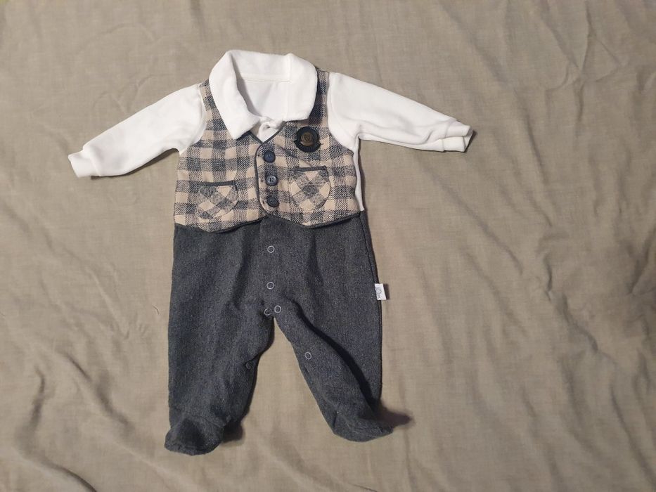 Бебешки гащеризон