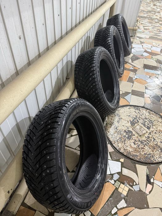 Продам новую резину Sonix 225/55/17