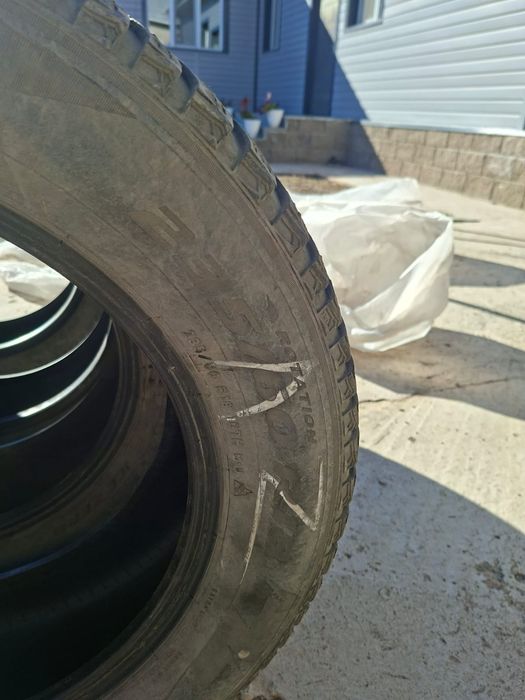 Зимние шины с шипами Pirelli Scorpion Ice 235/60/18 Zero 2